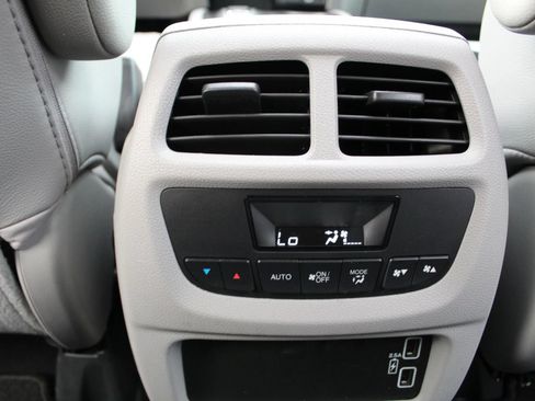 Used 2021 Honda Pilot Special Edition image 38