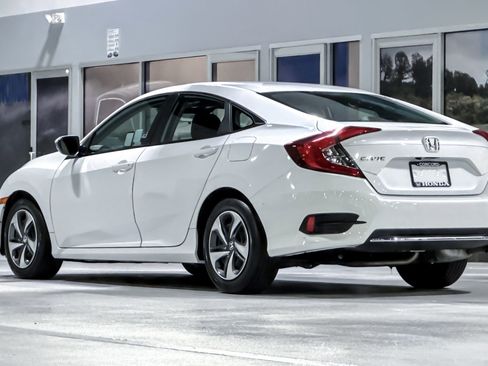 Used 2021 Honda Civic LX image 3