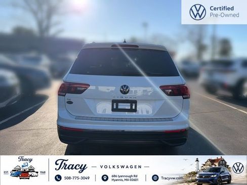 Certified 2023 Volkswagen Tiguan SE FWD image 7