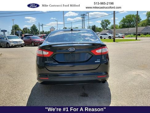 Used 2016 Ford Fusion SE w/ Equipment Group 201A FWD image 4