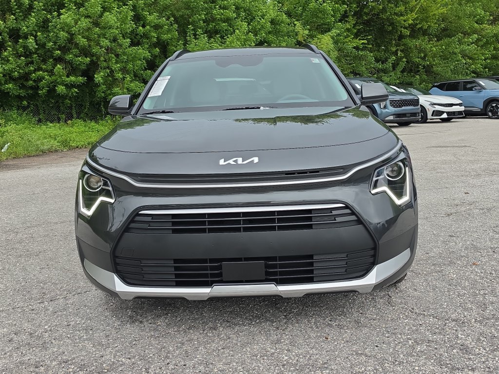 New 2026 Kia Niro EX FWD image 3