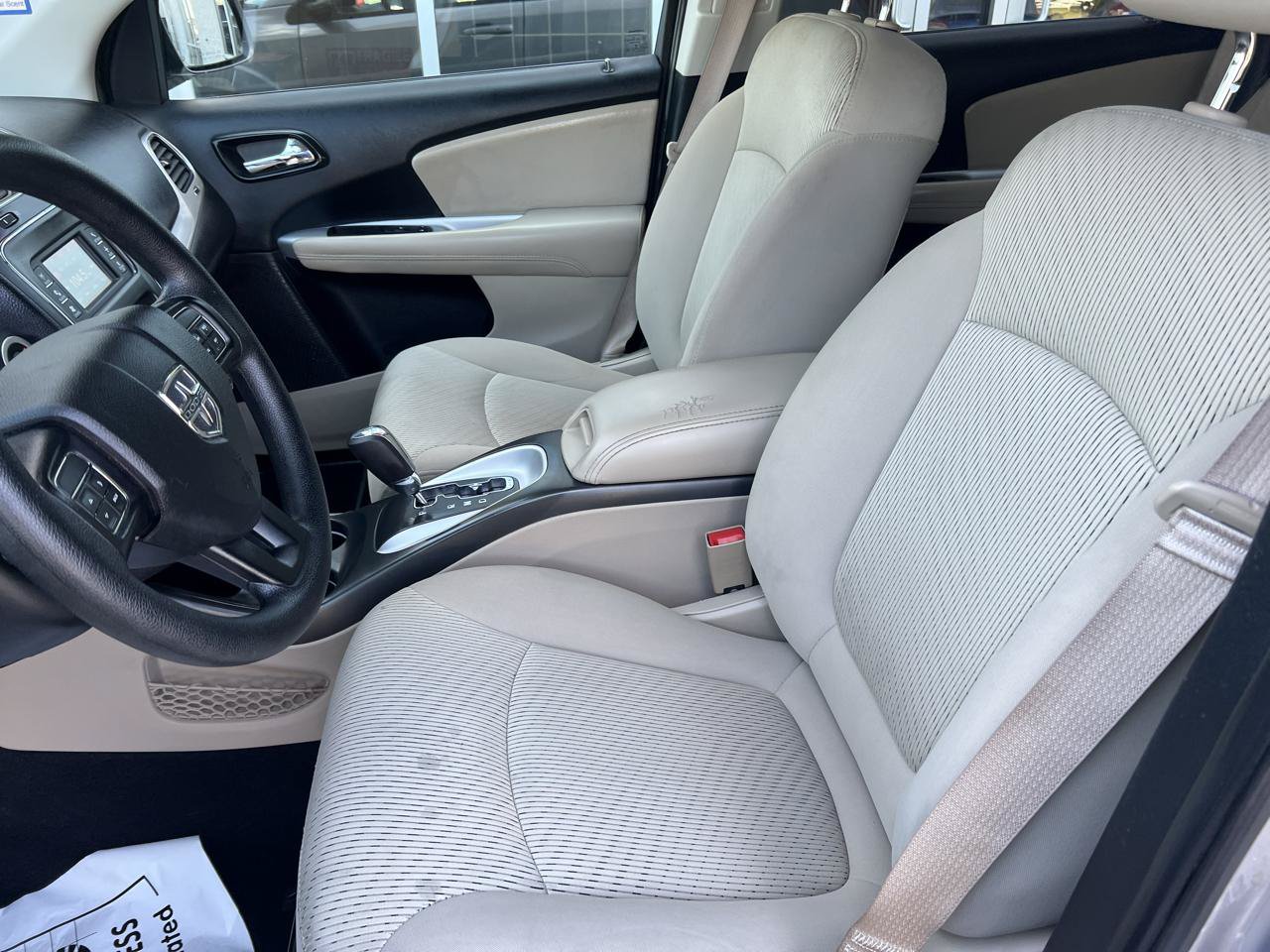 Used 2020 Dodge Journey SE FWD image 12