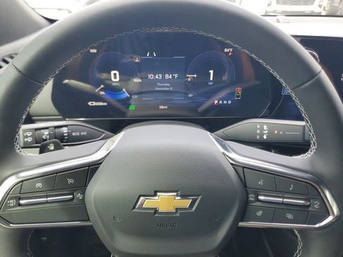 New 2026 Chevrolet Blazer EV LT image 9