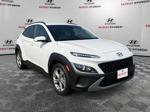 Used 2023 Hyundai Kona SEL AWD/4WD image 1