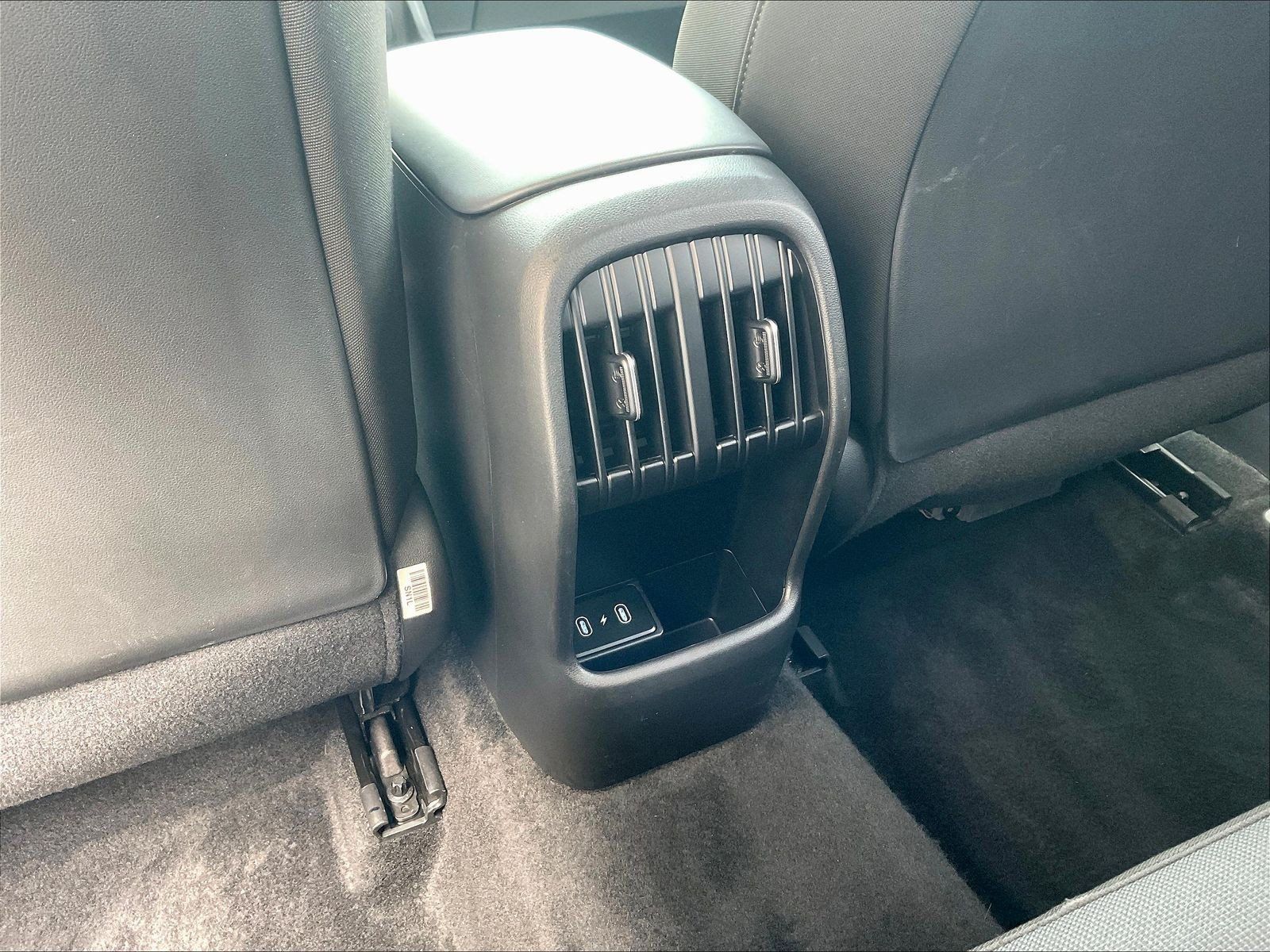 Used 2025 Hyundai Kona SEL AWD/4WD image 10