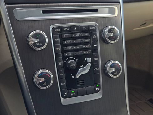 Used 2015 Volvo XC60 T5 image 27