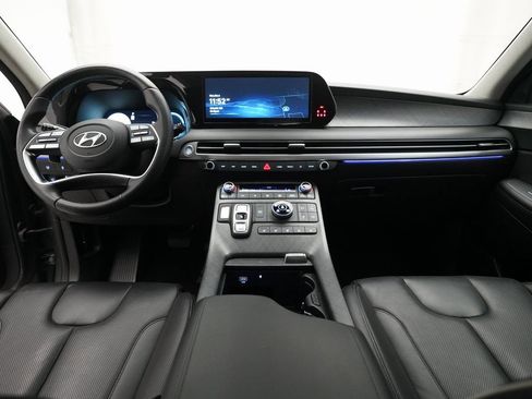 Used 2024 Hyundai Palisade Limited image 5