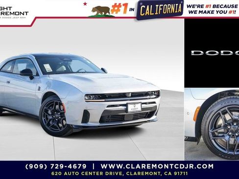 New 2026 Dodge Charger Scat Pack w/ Blacktop Package AWD/4WD image 1