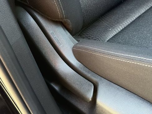 Used 2025 Nissan Rogue SV AWD/4WD image 27