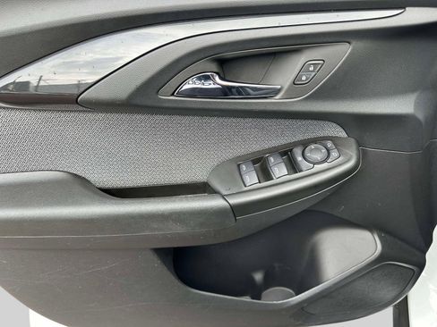 Certified 2023 Chevrolet TrailBlazer LT w/ Convenience Package image 15