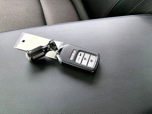 Used 2021 Honda Accord LX image 11