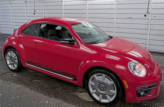 Used 2013 Volkswagen Beetle 2.0T FWD image 1