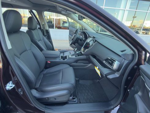 Used 2025 Subaru Outback Touring image 11
