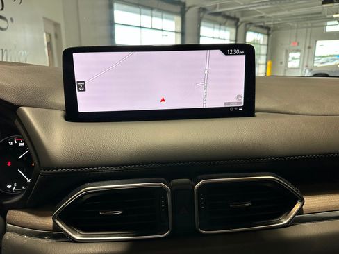 Used 2023 MAZDA CX-5 Signature AWD/4WD image 9