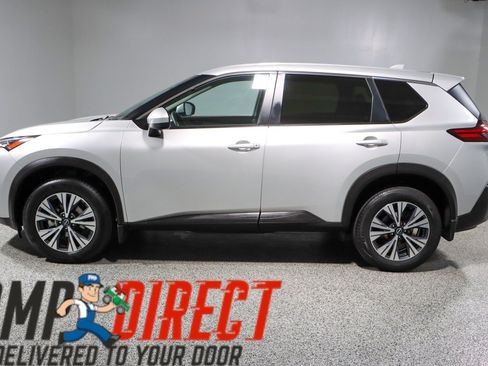 Used 2023 Nissan Rogue SV FWD image 10