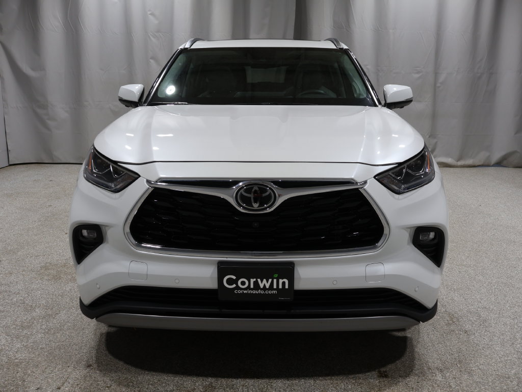Used 2024 Toyota Highlander Platinum AWD/4WD image 7
