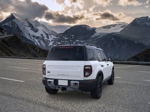 New 2026 Ford Bronco Sport Outer Banks w/ Sasquatch Outer Banks Package AWD/4WD image 8