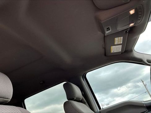 Used 2017 Ford F150 XLT w/ Equipment Group 302A Luxury image 16