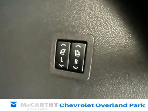 Used 2022 Buick Enclave Avenir w/ Avenir Technology Package AWD/4WD image 32