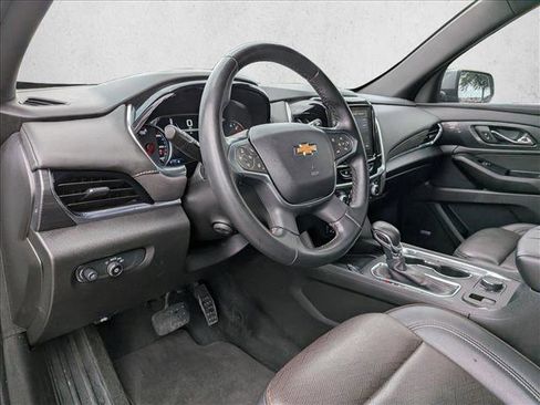 Used 2023 Chevrolet Traverse High Country FWD image 10
