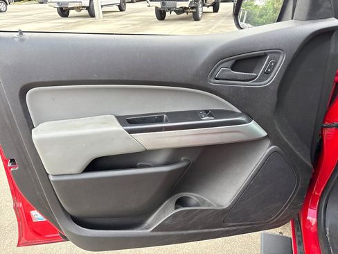 Used 2015 GMC Canyon W/T RWD image 15