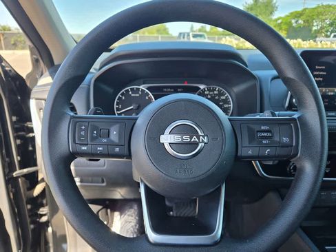 Used 2024 Nissan Rogue S FWD image 22