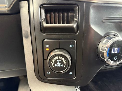 Used 2021 Ford F150 Lariat image 37