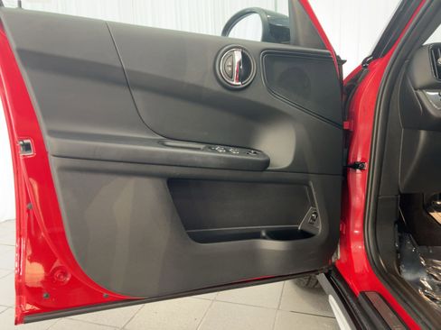 Used 2022 MINI Cooper Countryman Oxford Edition image 23