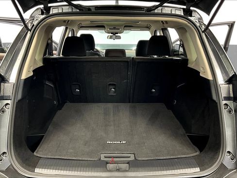 Used 2021 Nissan Rogue S FWD image 34