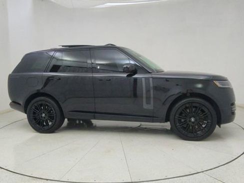 Used 2025 Land Rover Range Rover SE image 63