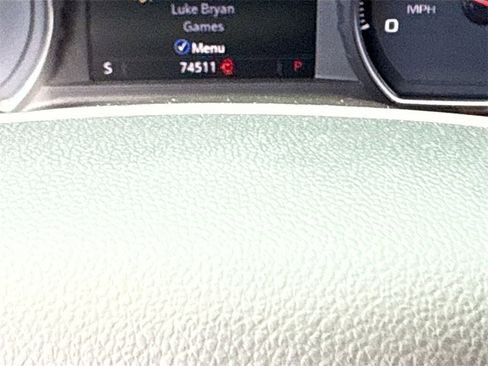 Used 2021 Chevrolet Suburban RST image 13