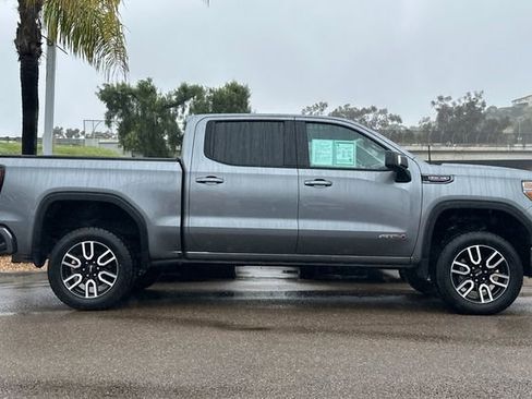 Used 2021 GMC Sierra 1500 AT4 w/ AT4 Premium Package image 4