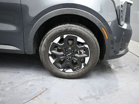Used 2024 Kia Sorento S AWD/4WD image 16
