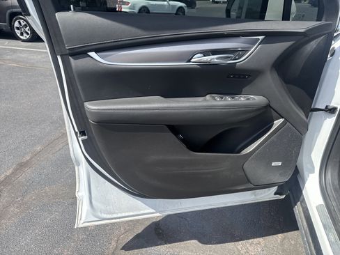 Used 2024 Cadillac XT6 Luxury w/ LPO, Floor Liner Package AWD/4WD image 16