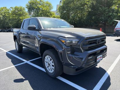 New 2026 Toyota Tacoma SR5