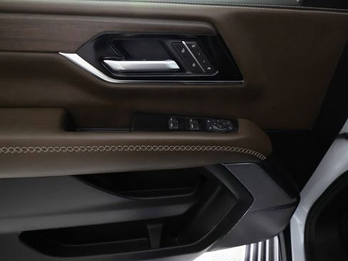 Used 2026 GMC Yukon Denali Ultimate image 21
