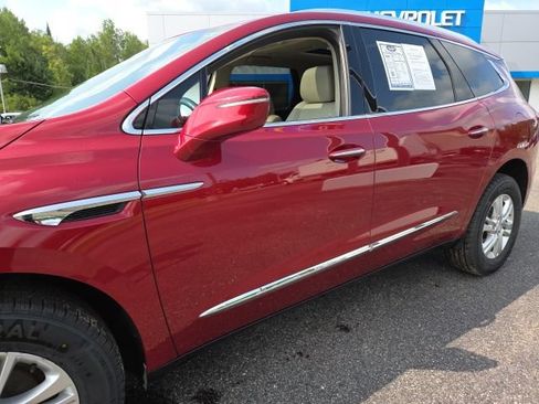Used 2020 Buick Enclave Essence FWD image 34