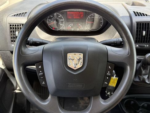 Used 2019 RAM ProMaster 2500 FWD image 14