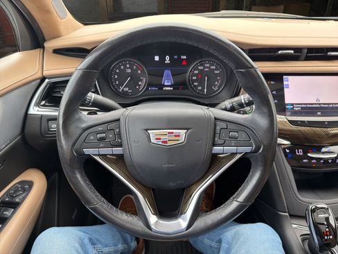 Certified 2021 Cadillac XT6 Premium Luxury w/ Platinum Package FWD image 19