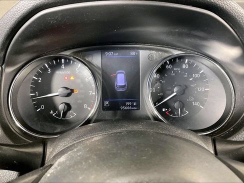 Used 2018 Nissan Rogue S FWD image 26