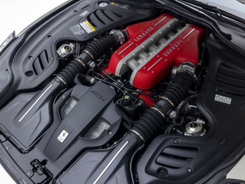 Certified 2017 Ferrari GTC4Lusso AWD/4WD image 12