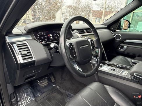 Used 2020 Land Rover Discovery Landmark image 10