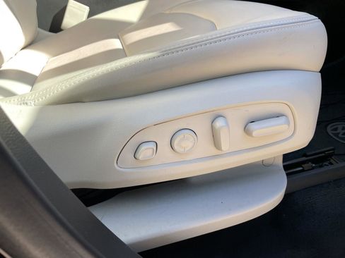 Used 2022 Buick Enclave Premium w/ Experience Buick Package image 54