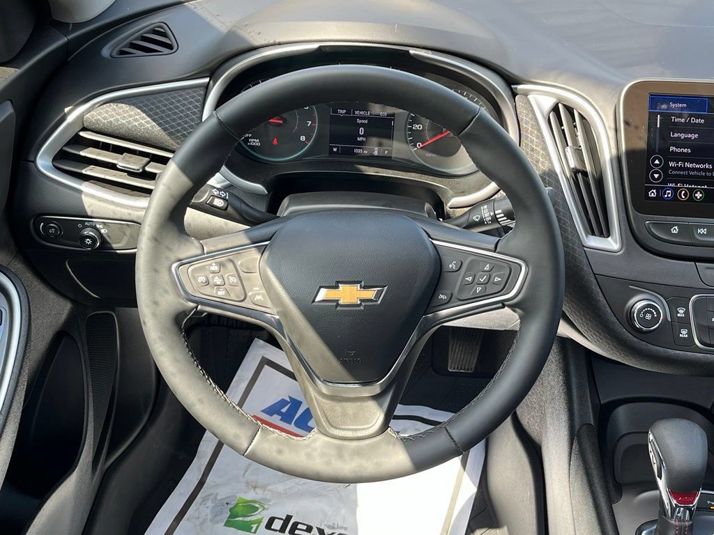 Used 2025 Chevrolet Malibu RS w/ LPO, Floor Liner Package FWD image 14