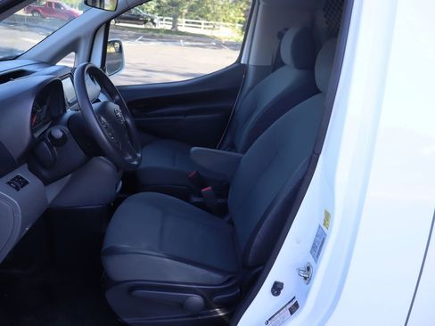 Used 2020 Nissan NV200 SV w/ Back Door Glass Package FWD image 17