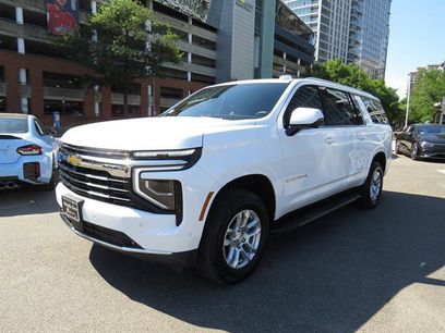 Used 2025 Chevrolet Suburban LT w/ Comfort Package