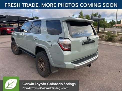 Used 2022 Toyota 4Runner TRD Off-Road Premium AWD/4WD image 5