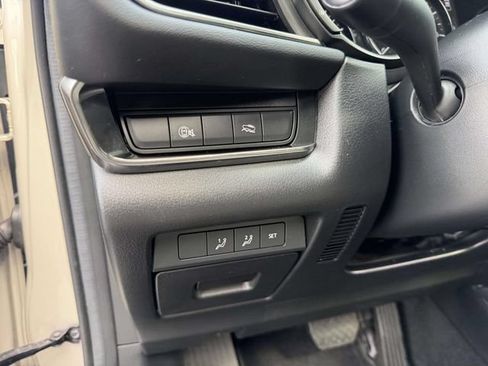 Used 2024 MAZDA CX-30 AWD 2.5 S w/ Preferred Package image 19