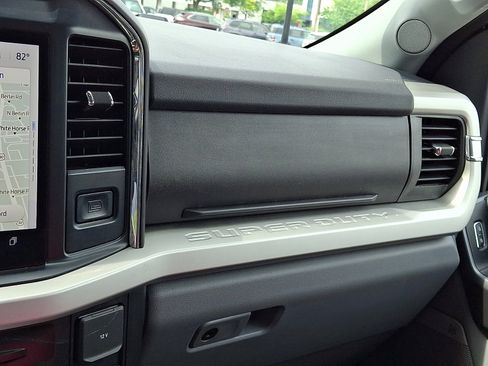 Used 2025 Ford F250 XLT w/ Black Appearance Package AWD/4WD image 26