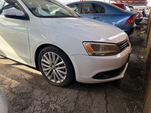 Used 2014 Volkswagen Jetta SEL image 14